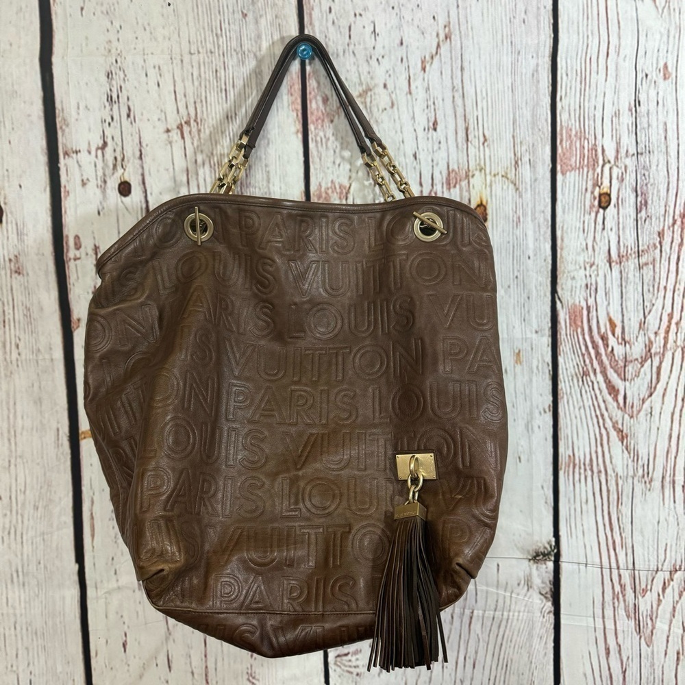 Louis Vuitton Paris Souple Whisper PM Chocolate Embossed leather bag limited - Picture 12 of 16